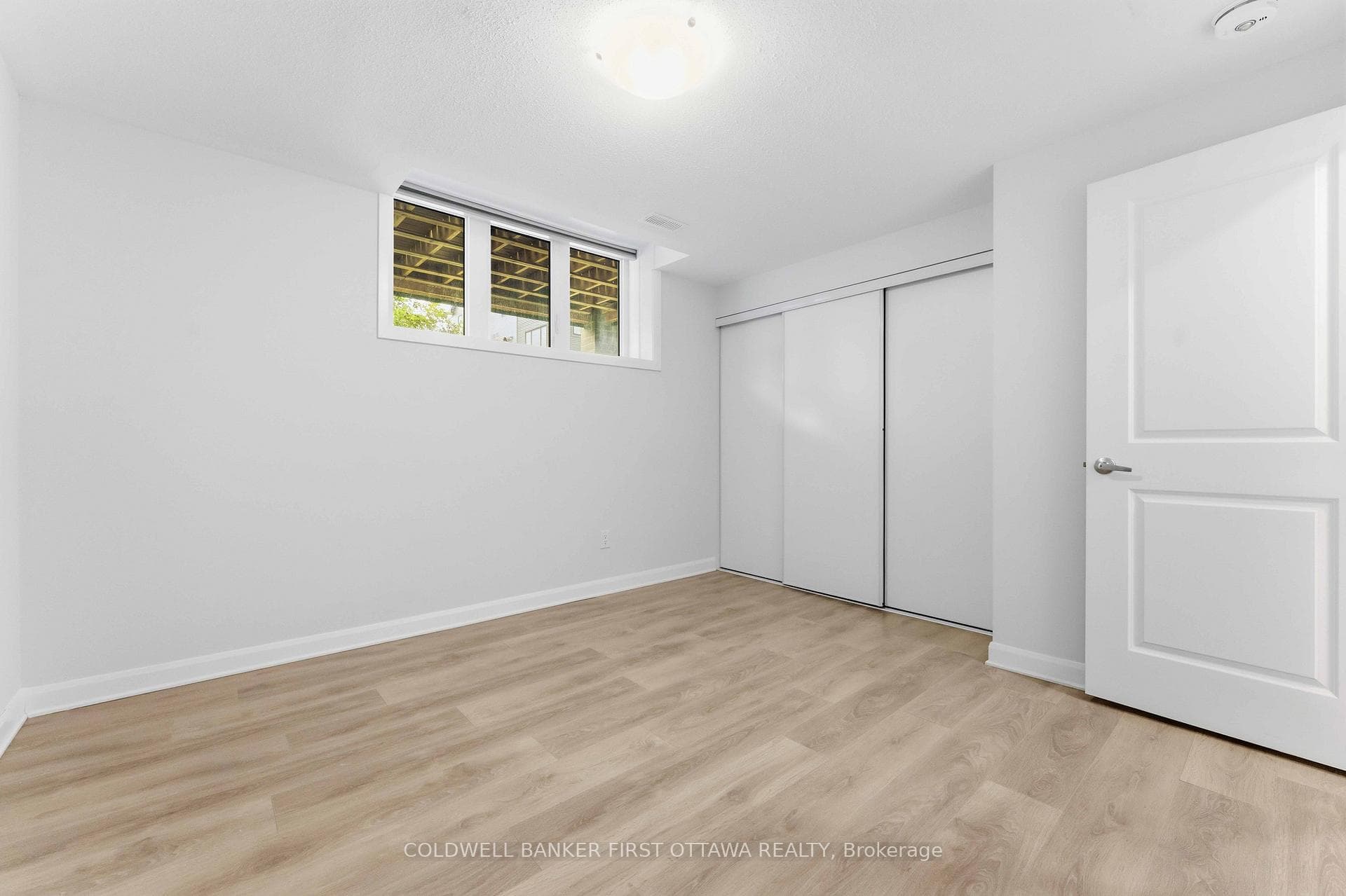 415 Eldorado Private Unit A photo 23