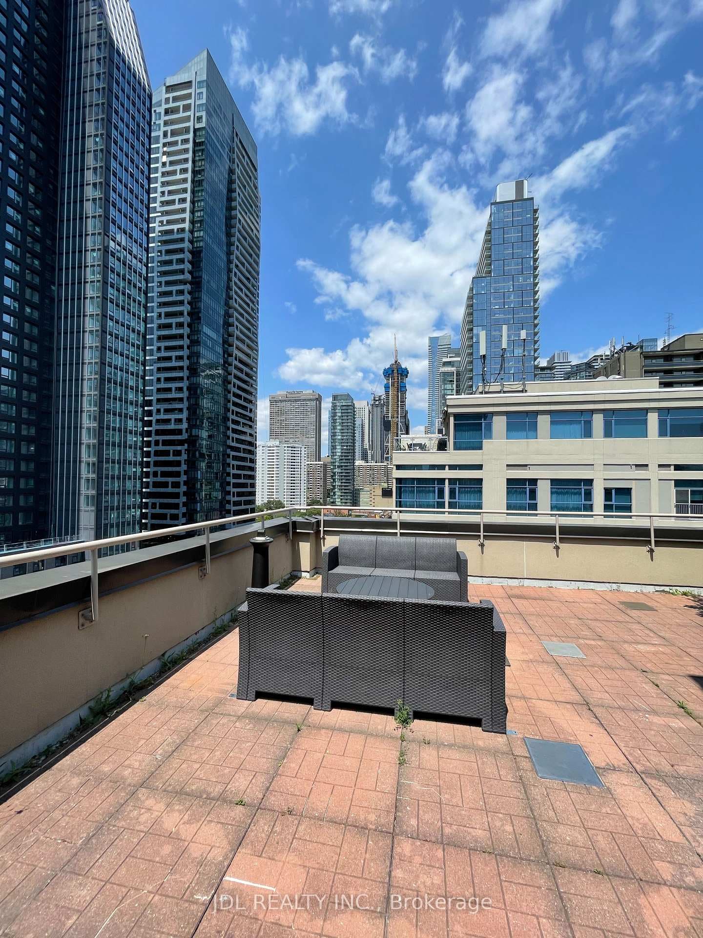 555 Yonge Street Unit 510 photo 30