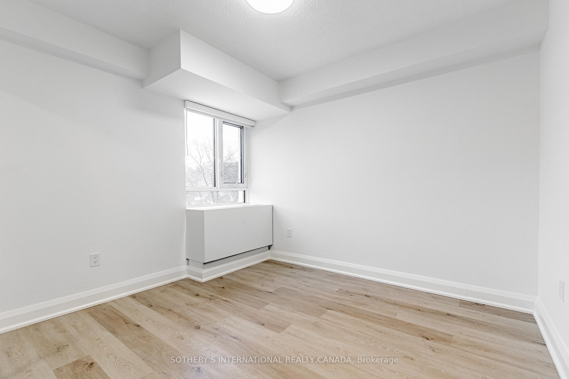 191 Sherbourne Street Unit 420 photo 10