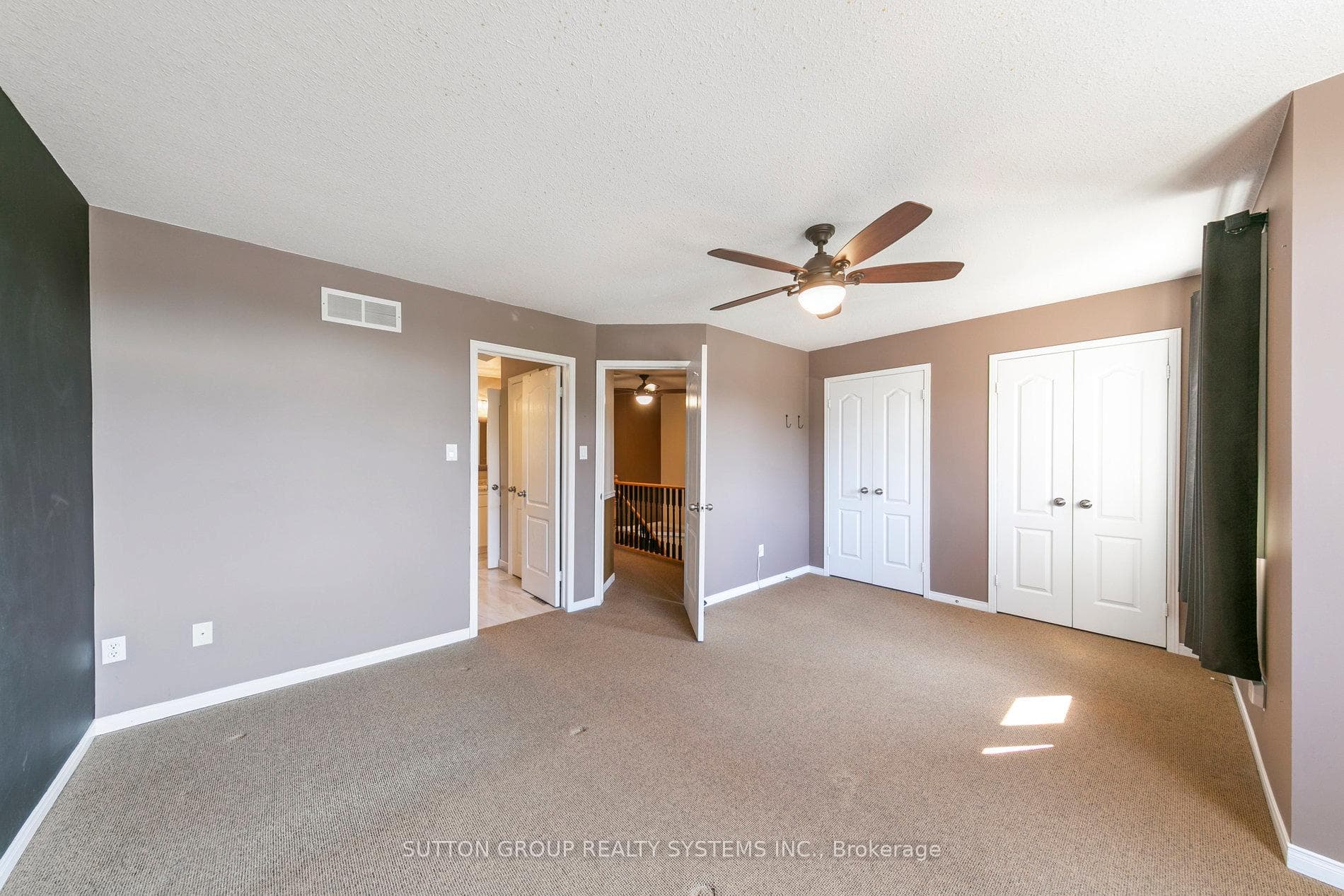 57 Foxborough Drive photo 39