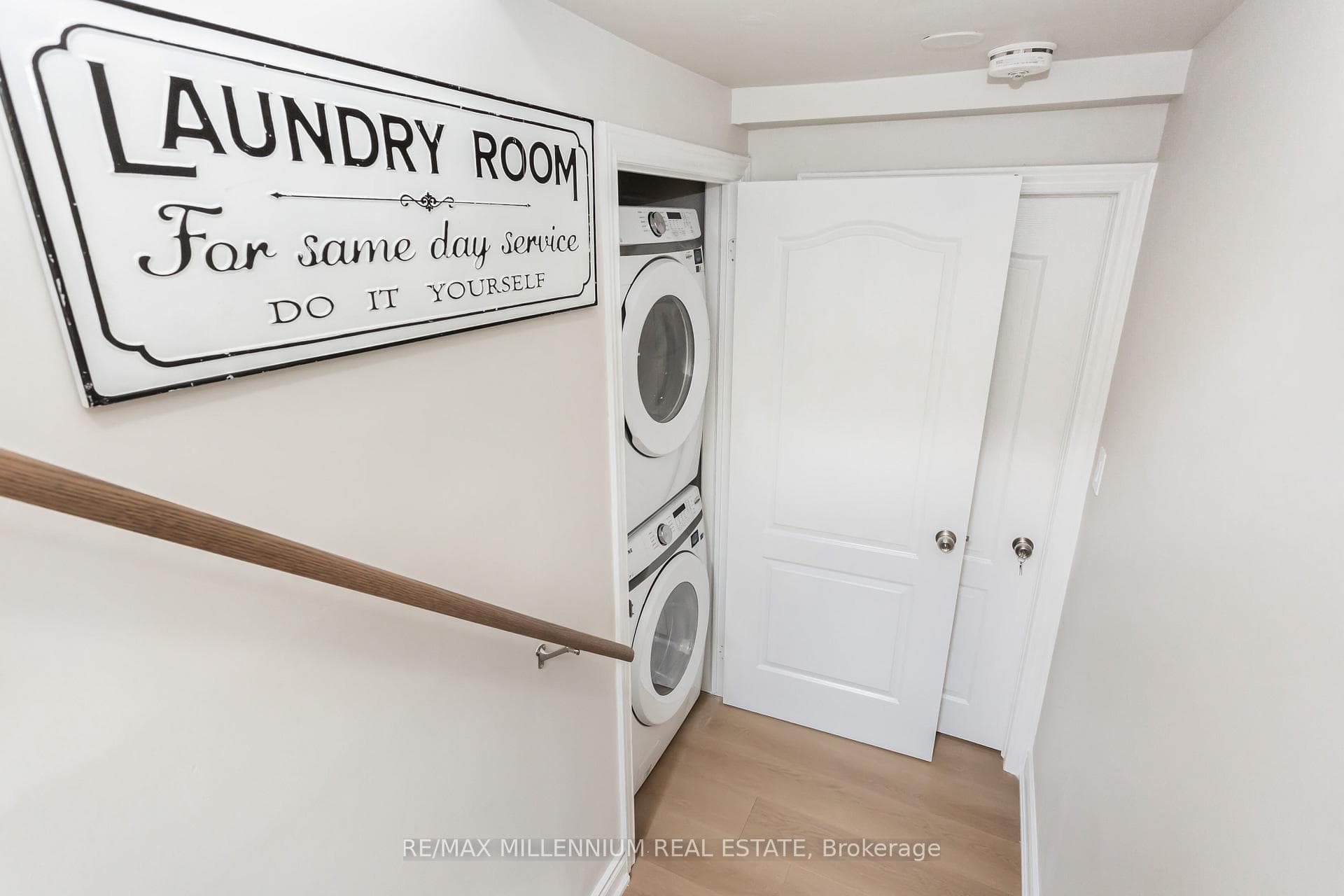 61 Mistywood Drive Unit UPPER photo 46