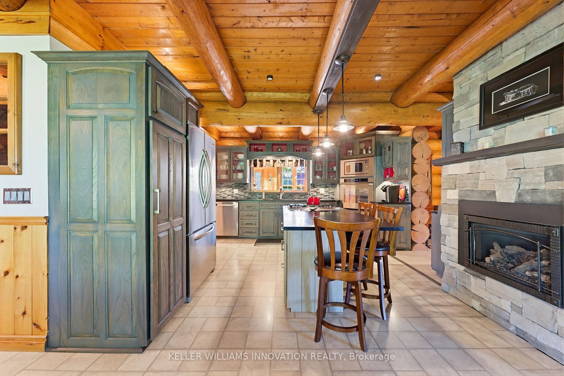 169 James Street photo 4