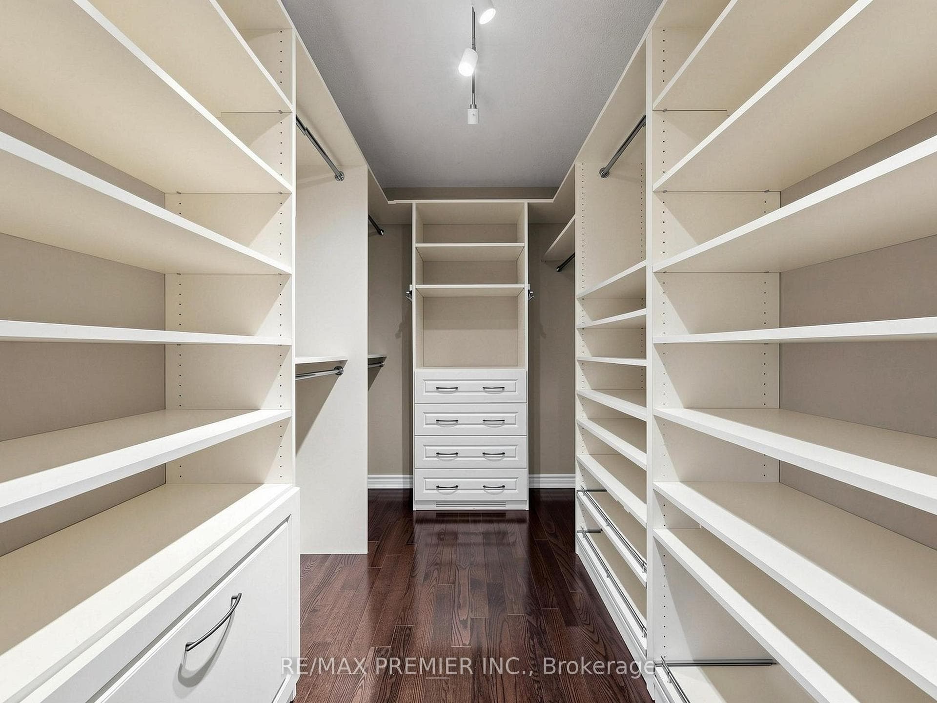 50 Ascalon Drive photo 22
