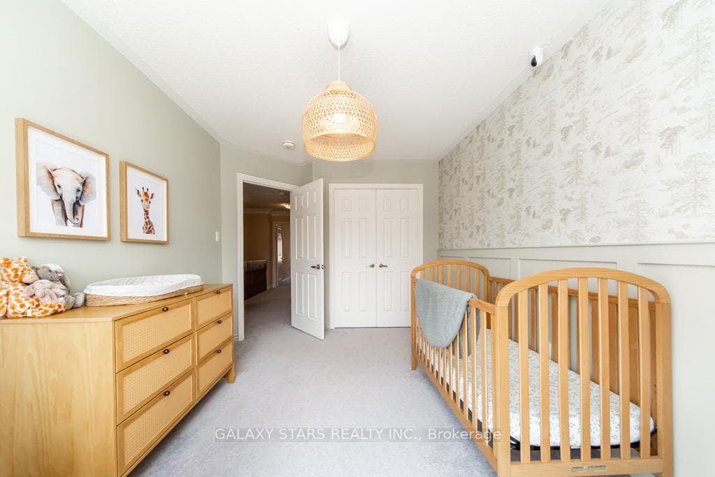 123 Boundary Boulevard photo 23