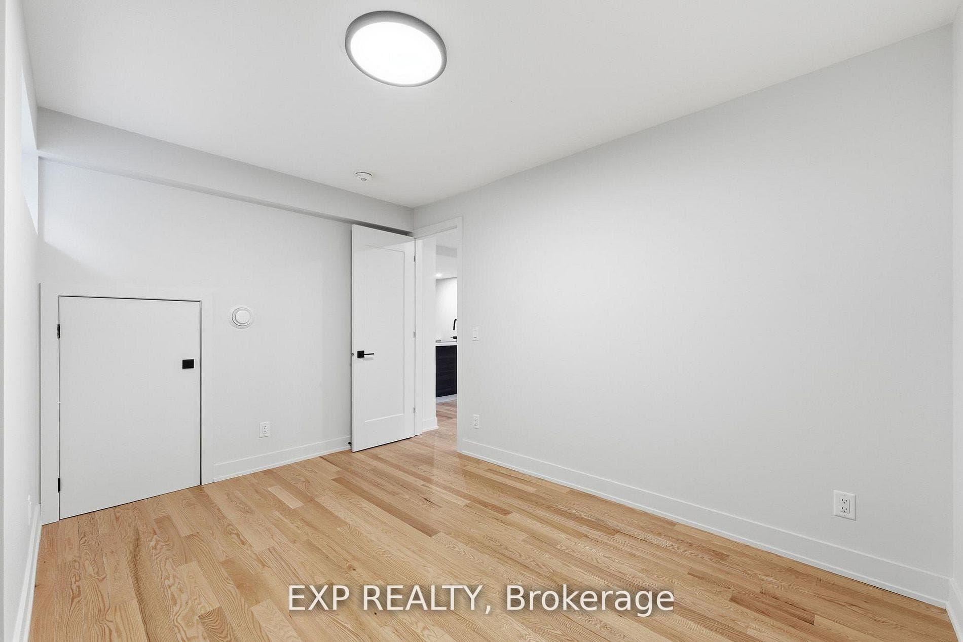 512 Roosevelt Avenue Unit A2 photo 12