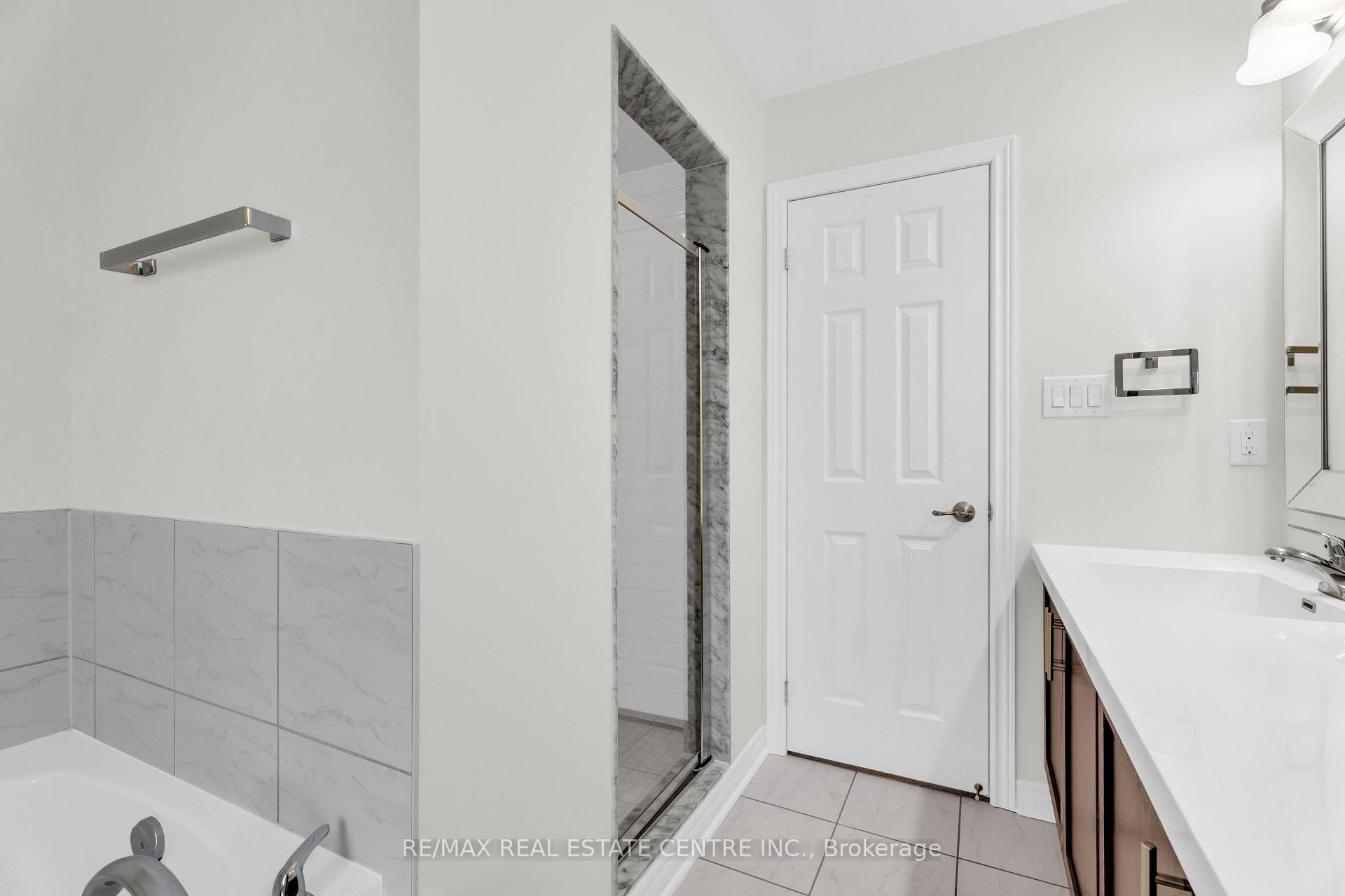 1 Perdita Road photo 34