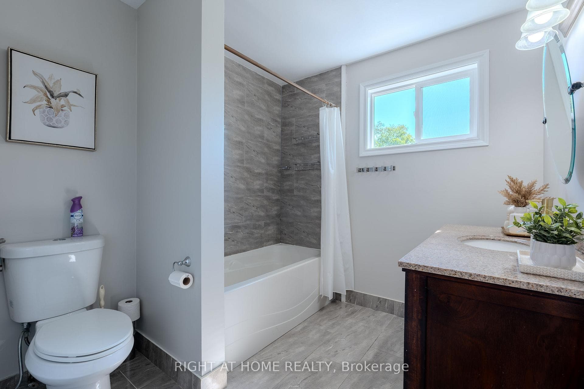 80 Chilton Drive photo 25