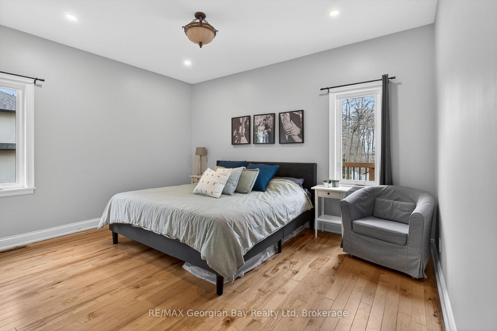 73 Polish Avenue photo 13