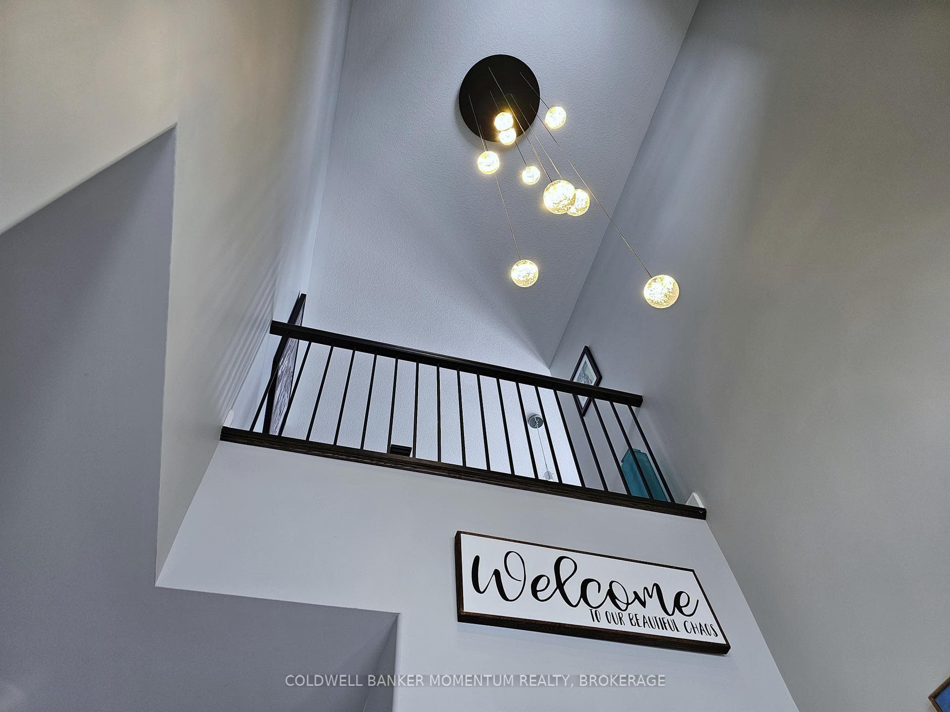 Juliet Balcony - 18 foot ceiling height