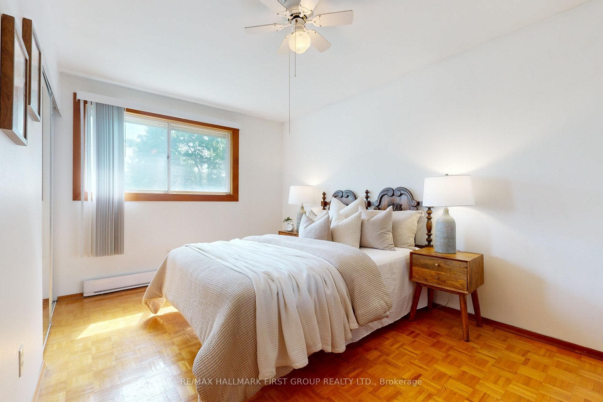 78 Lawrence Crescent photo 20