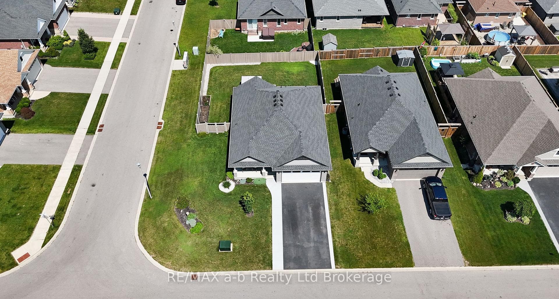 268 Wilson Avenue photo 31