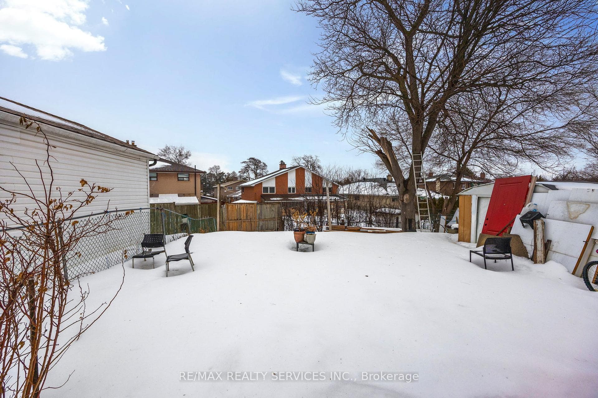 21 Radwinter Drive photo 36