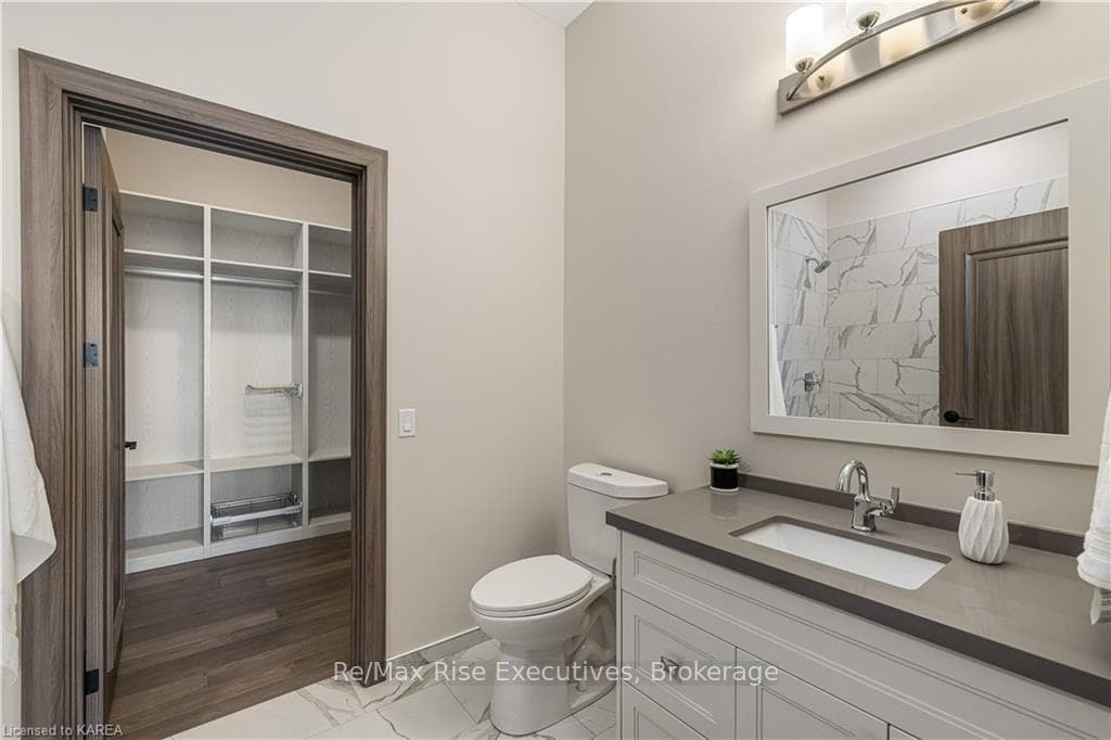 2274 PRINCESS Street Unit 102 photo 14