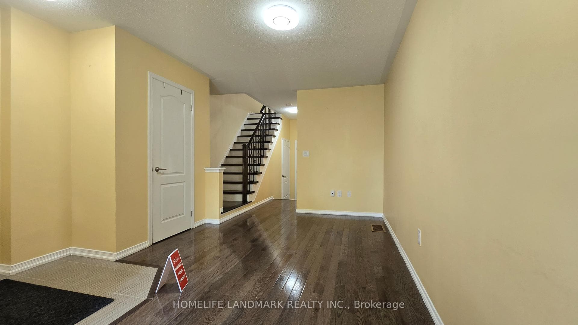 16 Truchard Avenue photo 3
