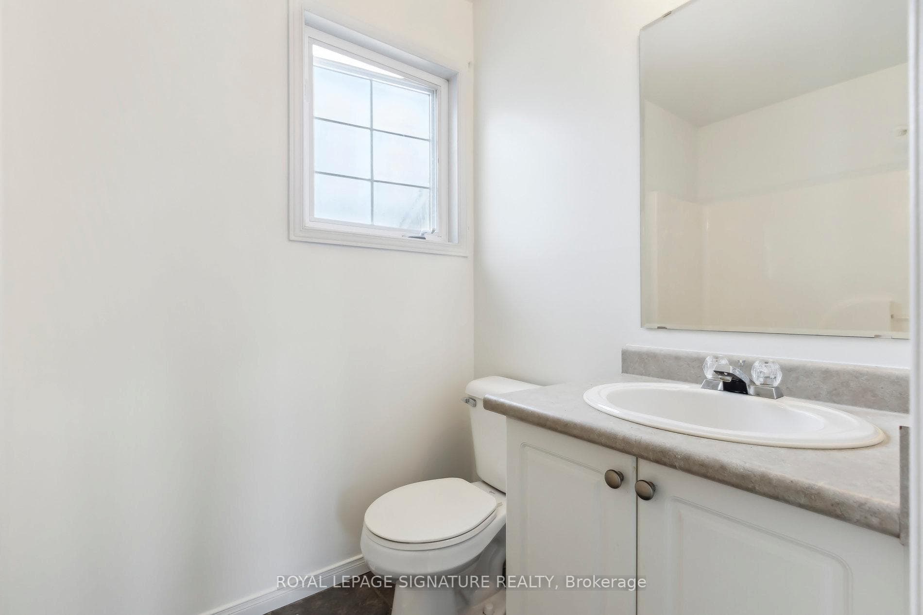 11 Lardner Street photo 21