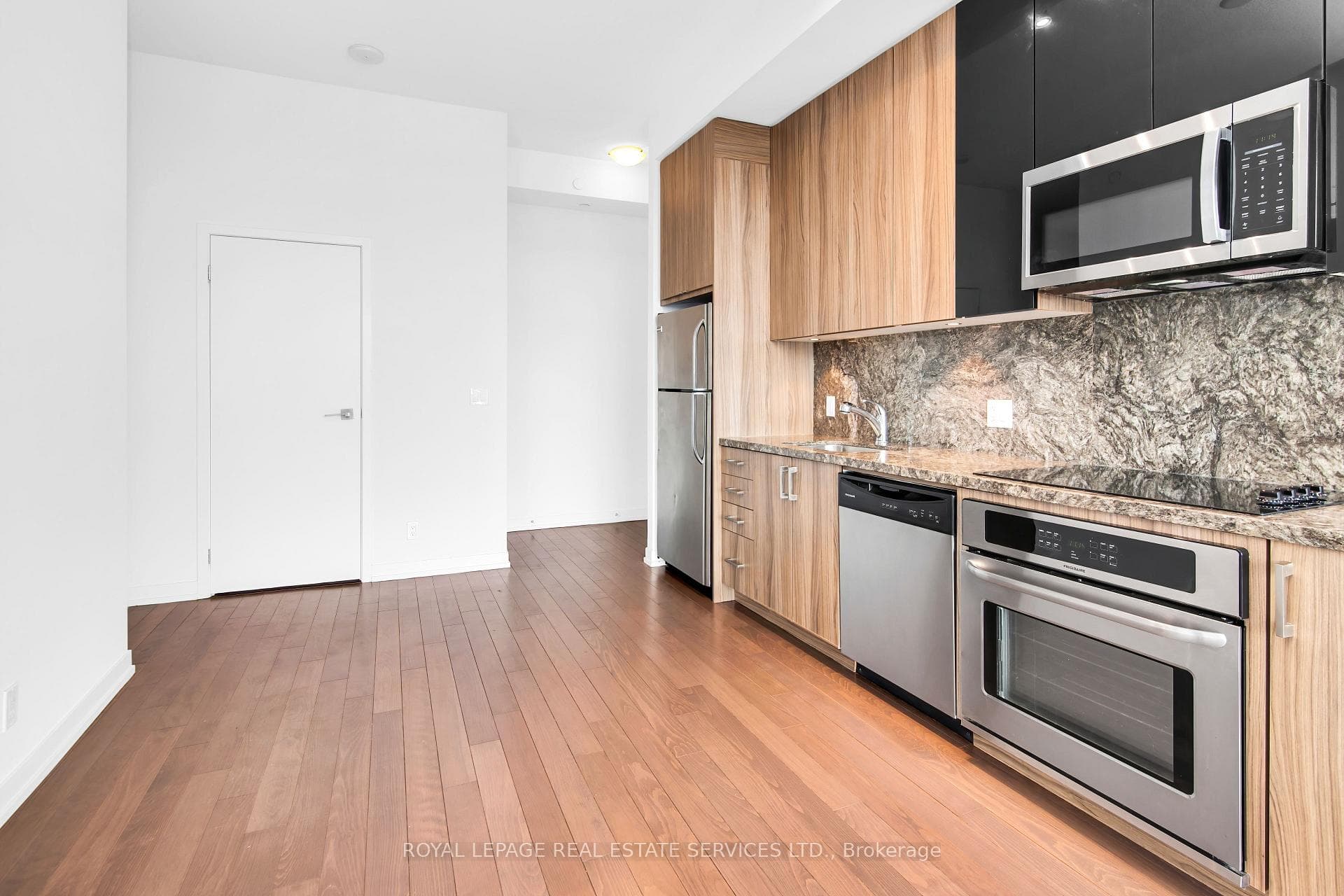 98 Lillian Street Unit 3116 photo 19