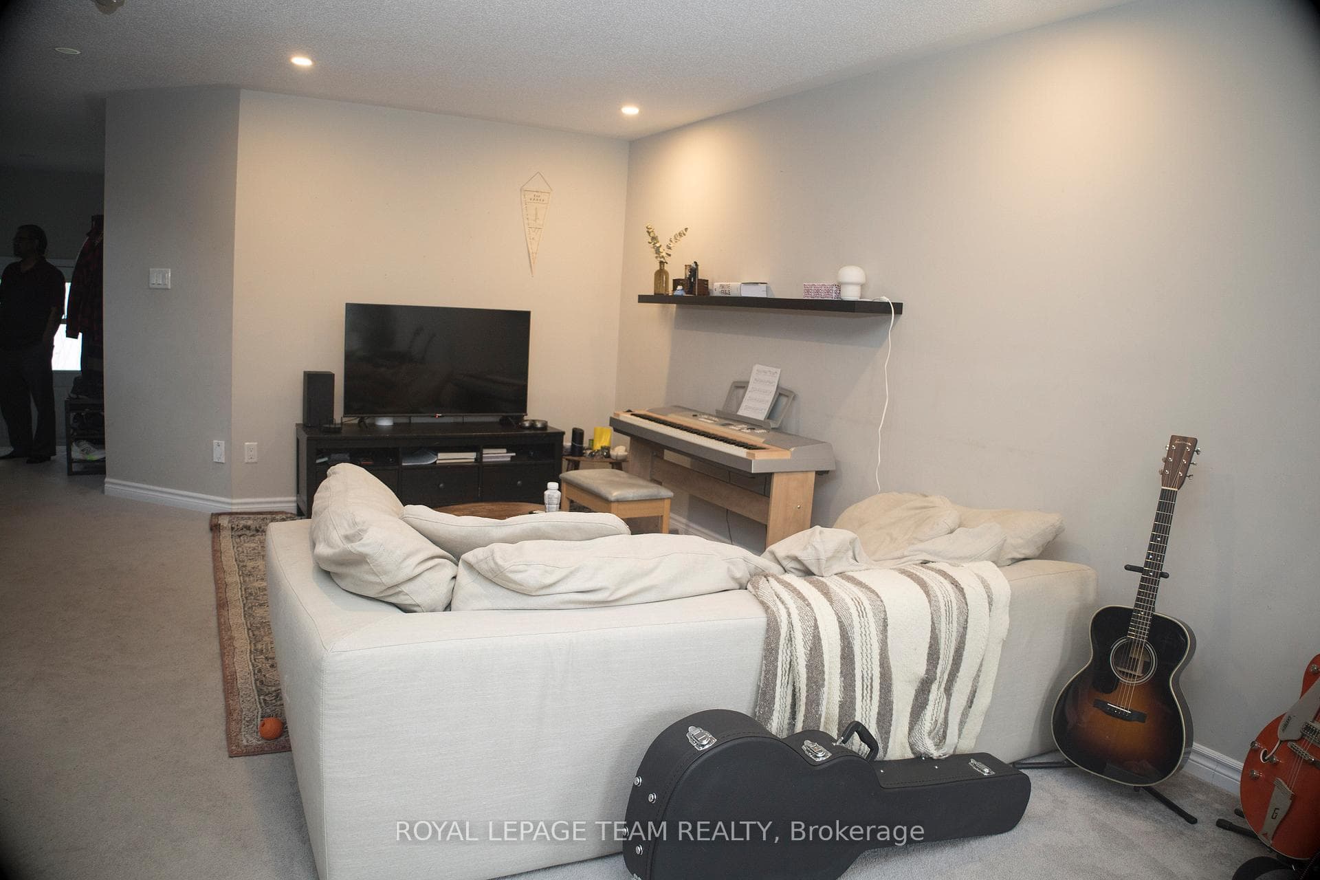 139 Sweetwater Lane photo 2
