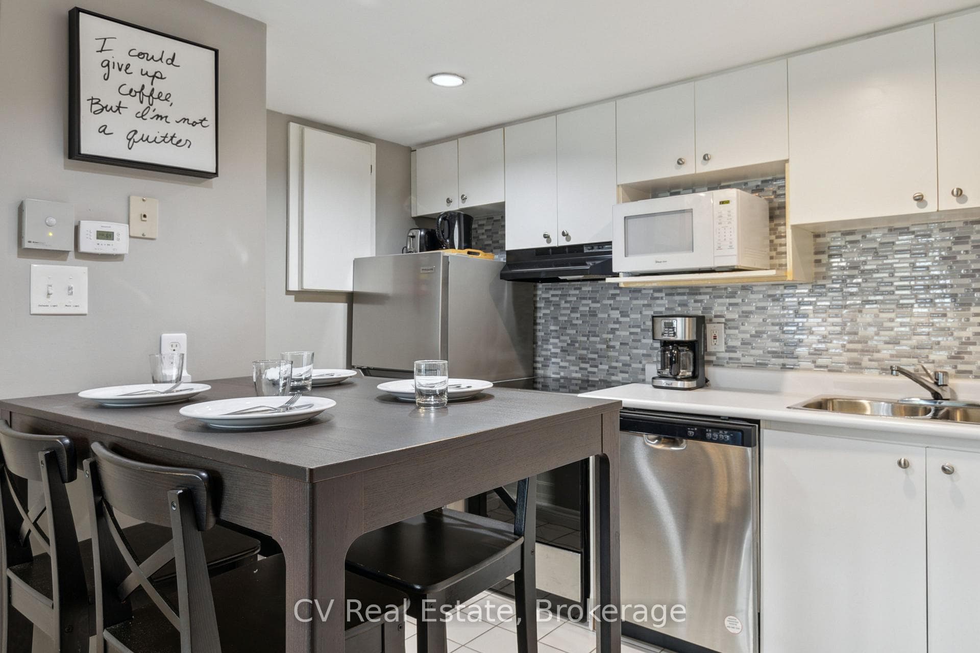 796468 Grey 19 Road Unit 404 photo 11