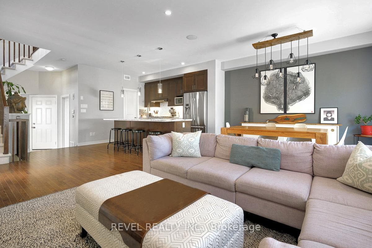 723 White Alder Avenue photo 8