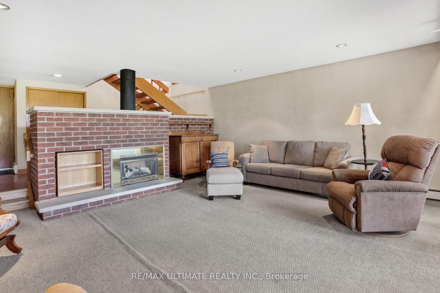 81 Flora Drive photo 24