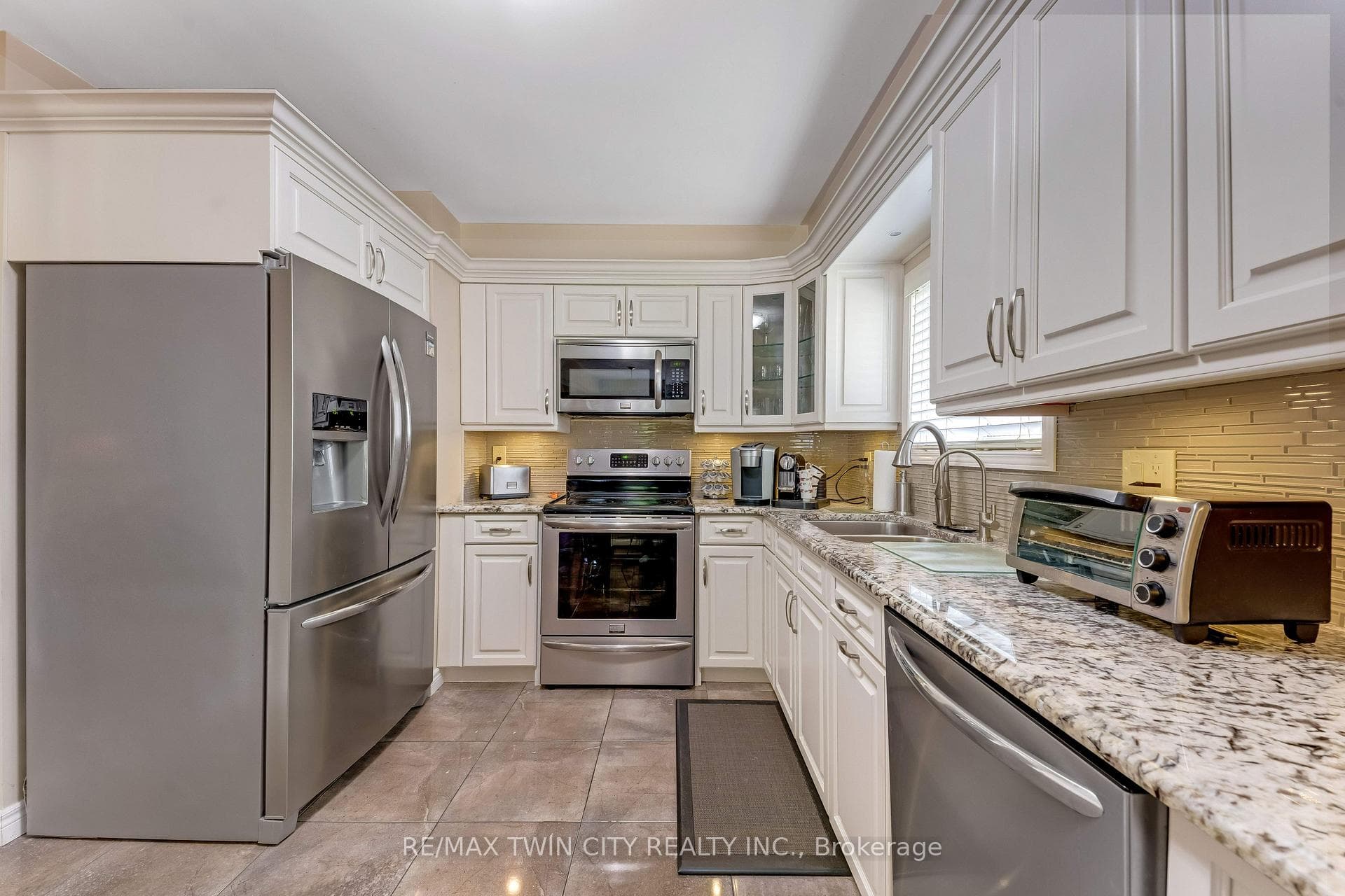 42 Briarmeadow Crescent photo 8