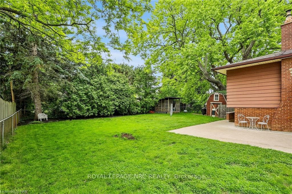 55 AQUADALE Drive photo 22