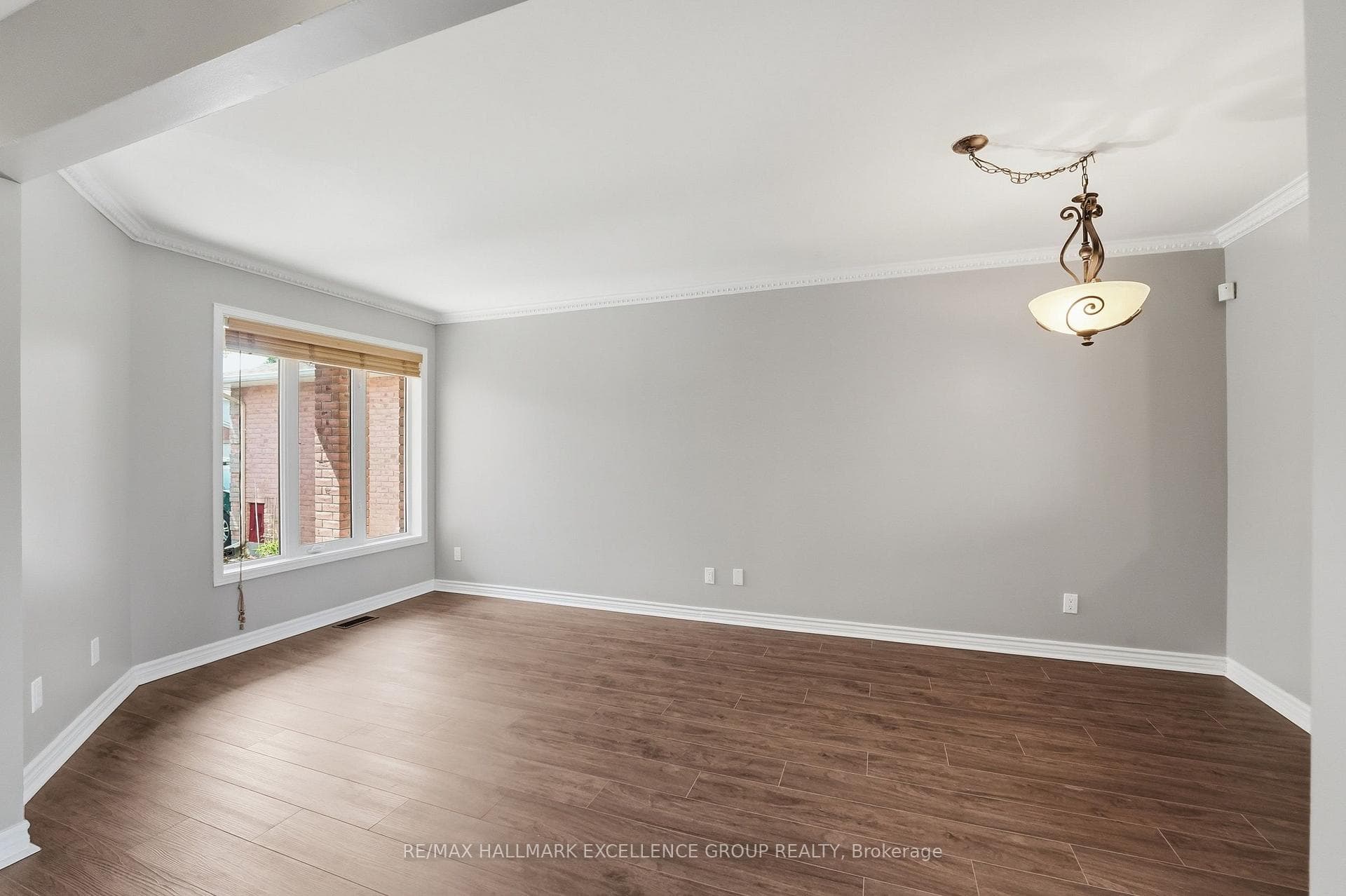 887 Nesting Way photo 13