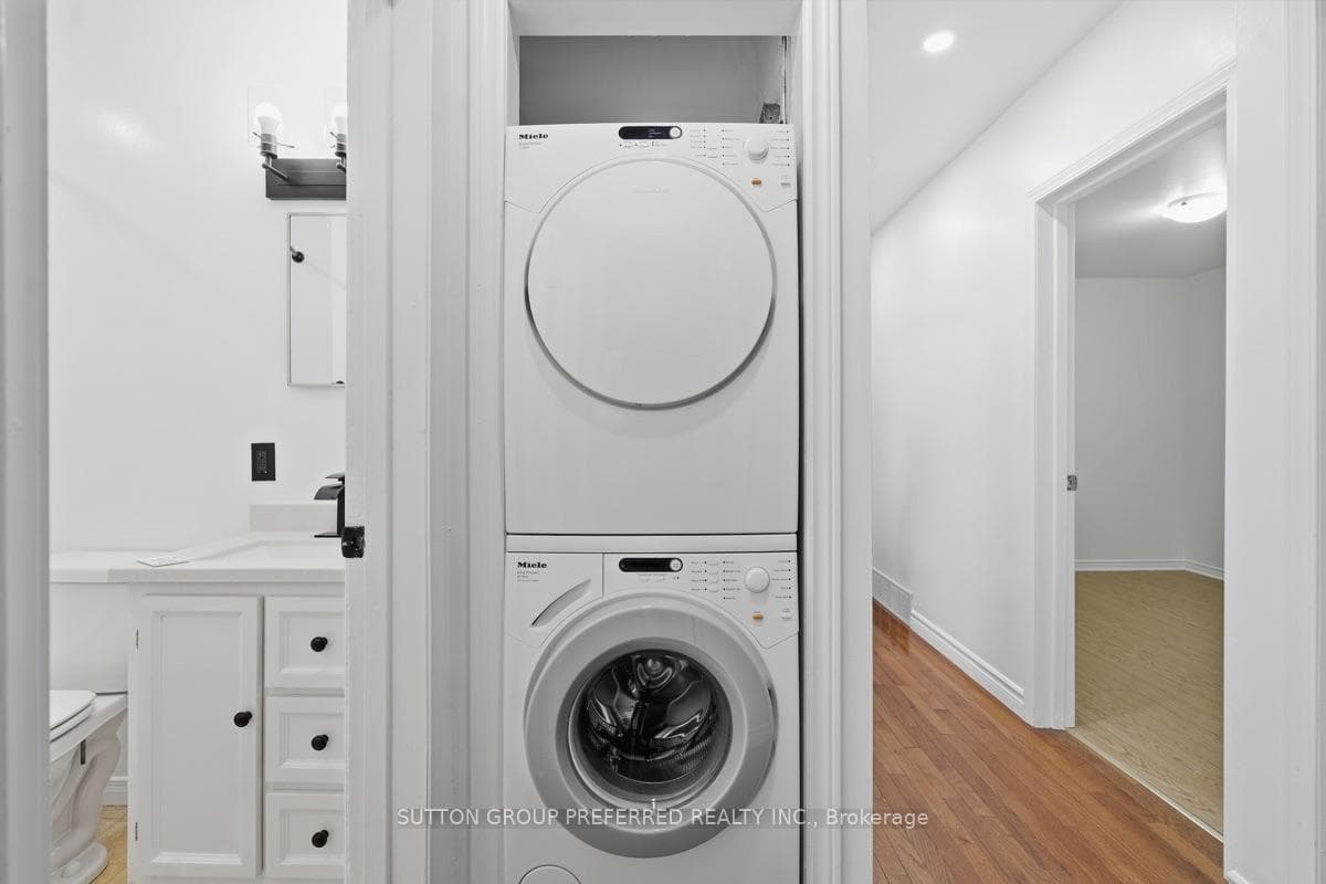 Main Floor - Laundry