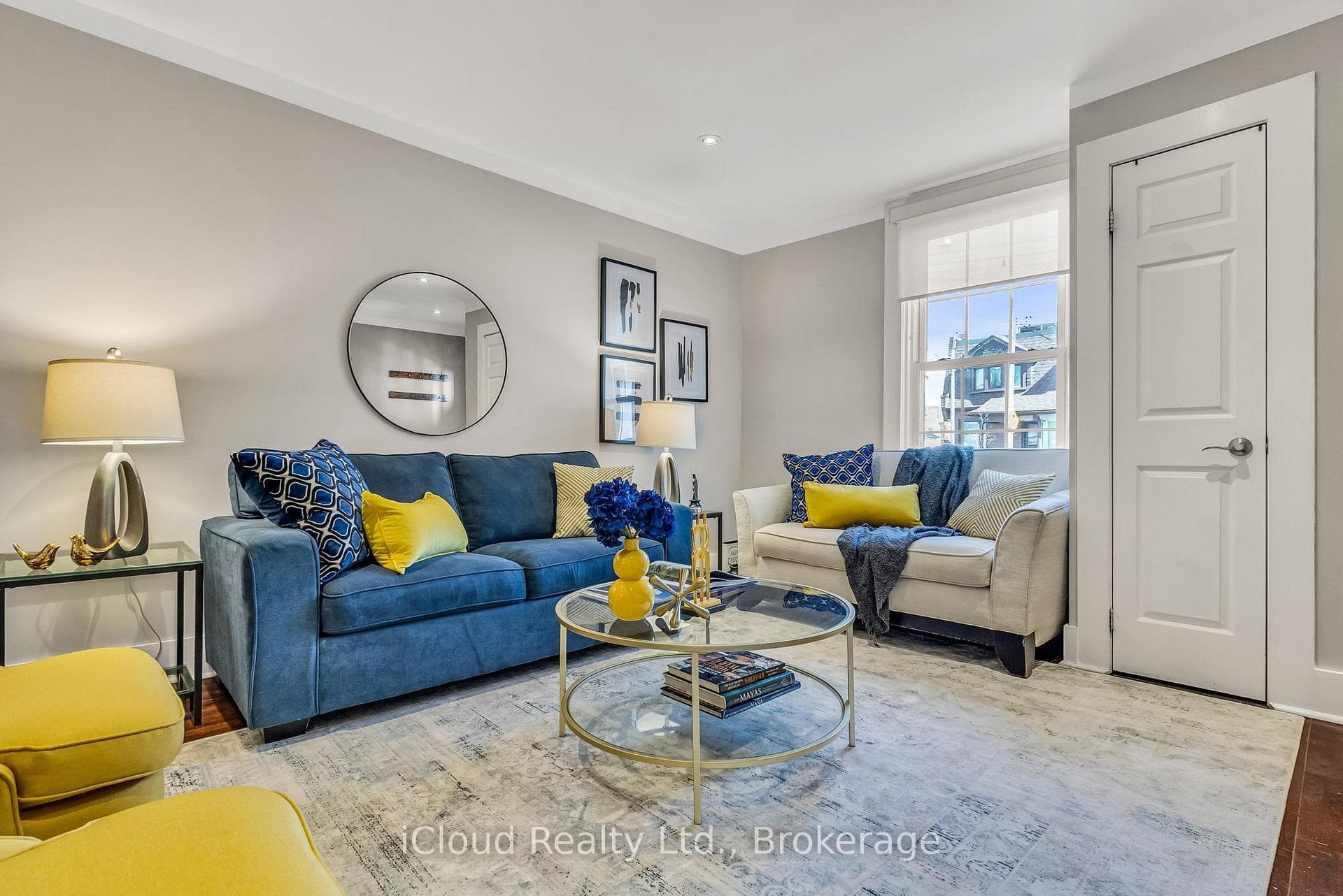 264 Howland Avenue photo 3