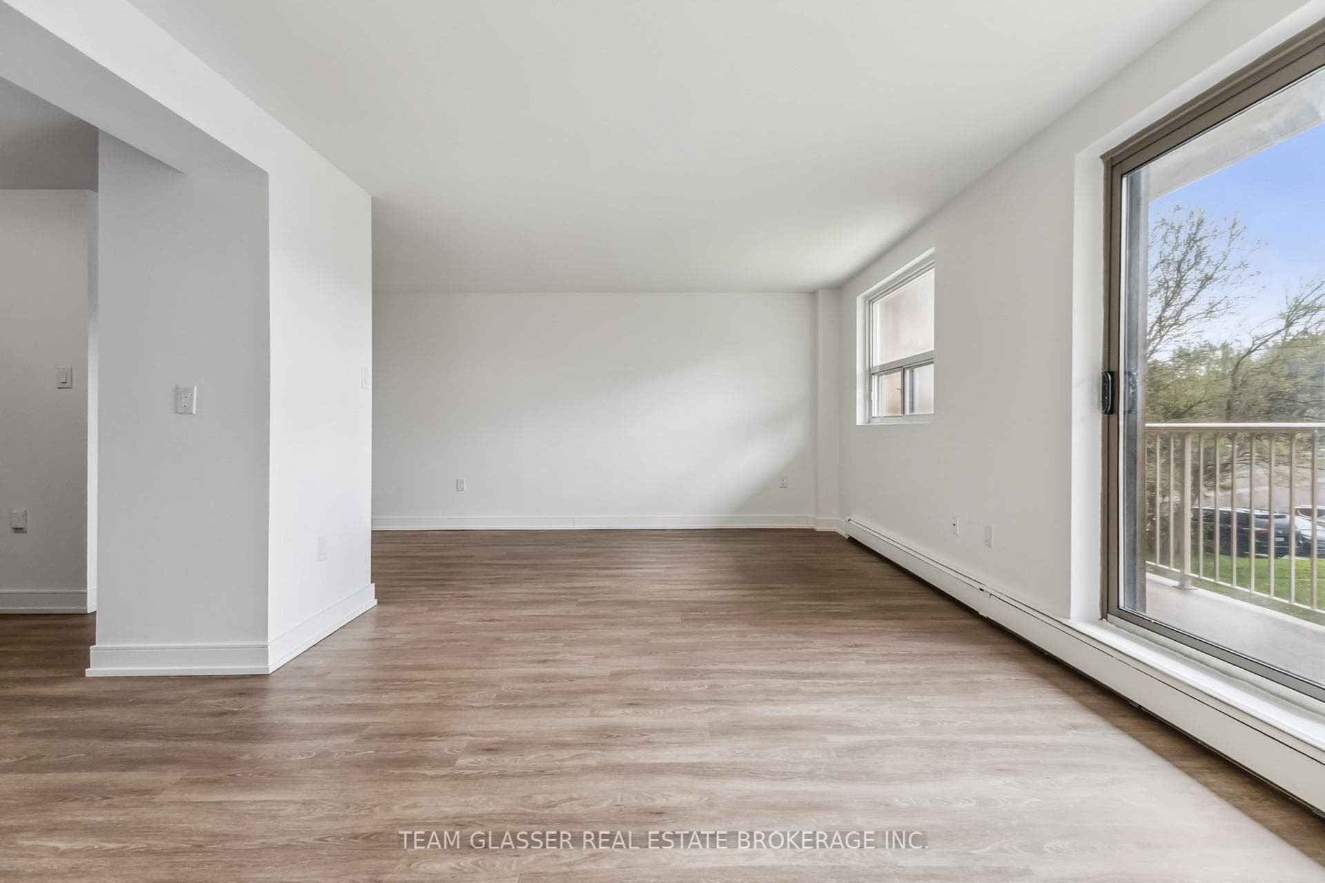 1570 Adelaide Street Unit 220 photo 14
