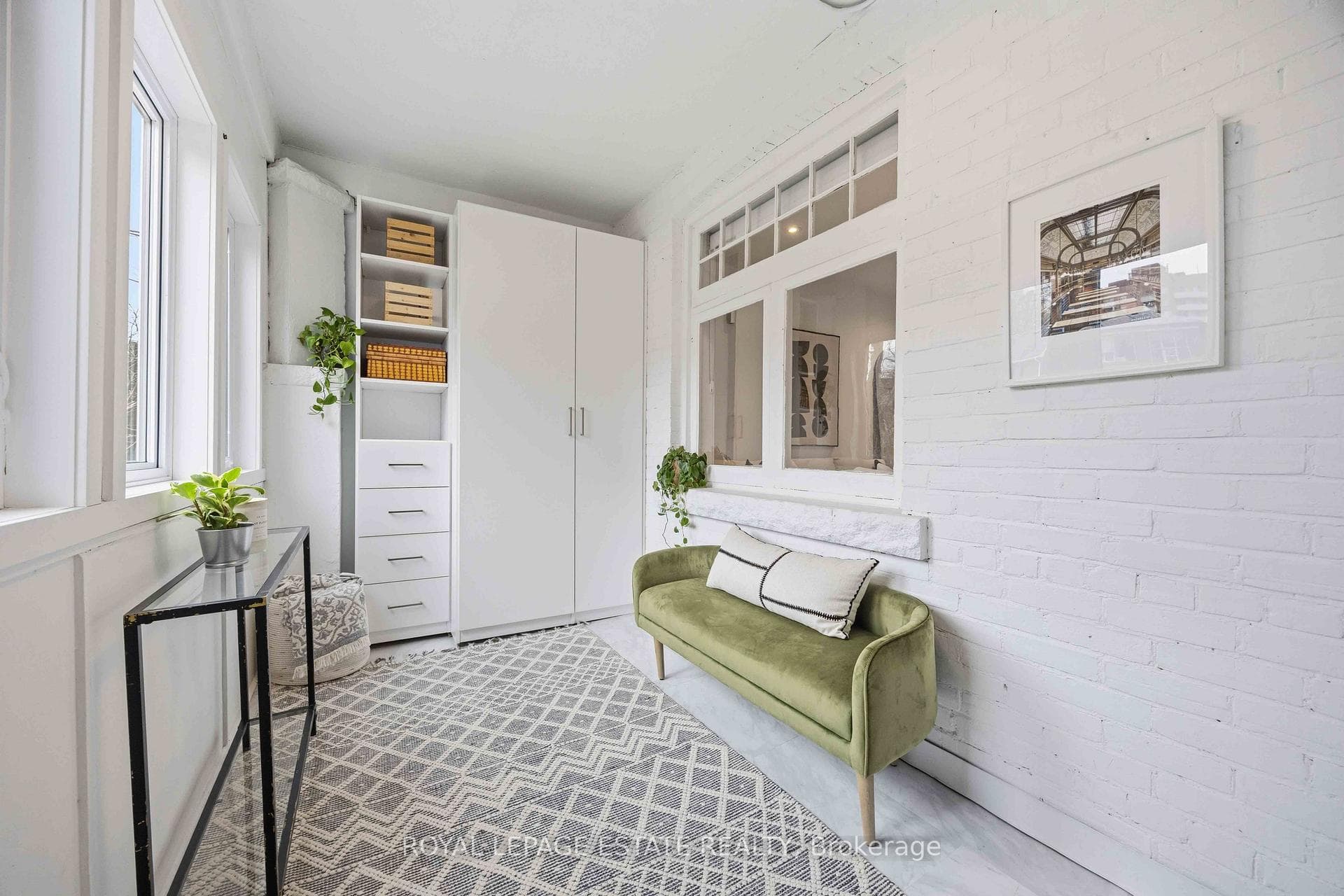 38 Kenwood Avenue photo 2