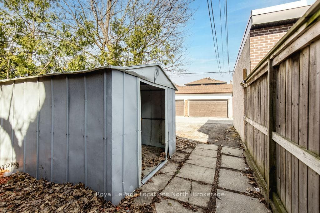 191 Earlscourt Avenue photo 36