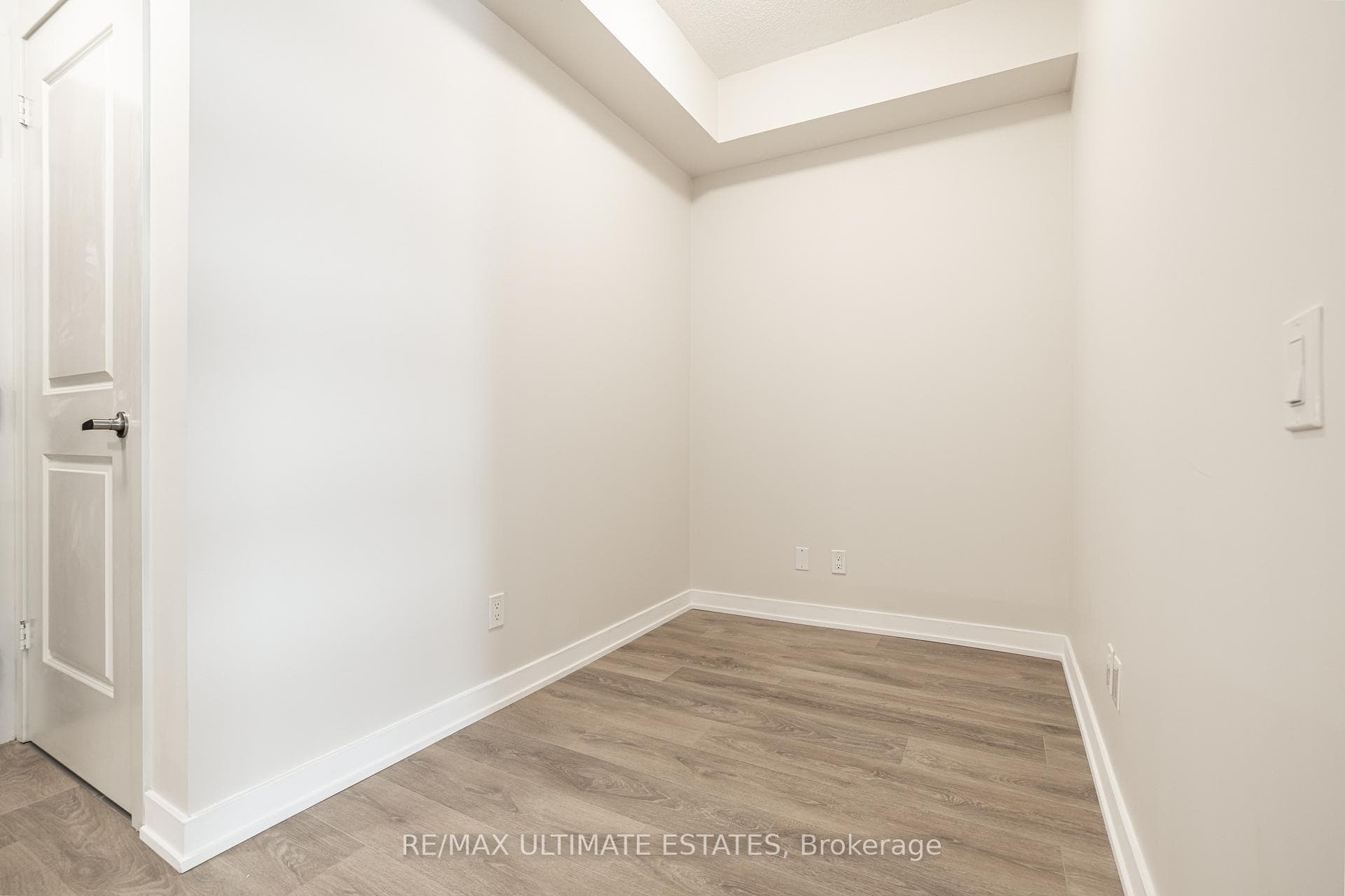 4955 Yonge Street Unit 1109 photo 19