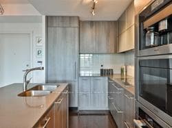 170 Avenue Road Unit 409 photo 8
