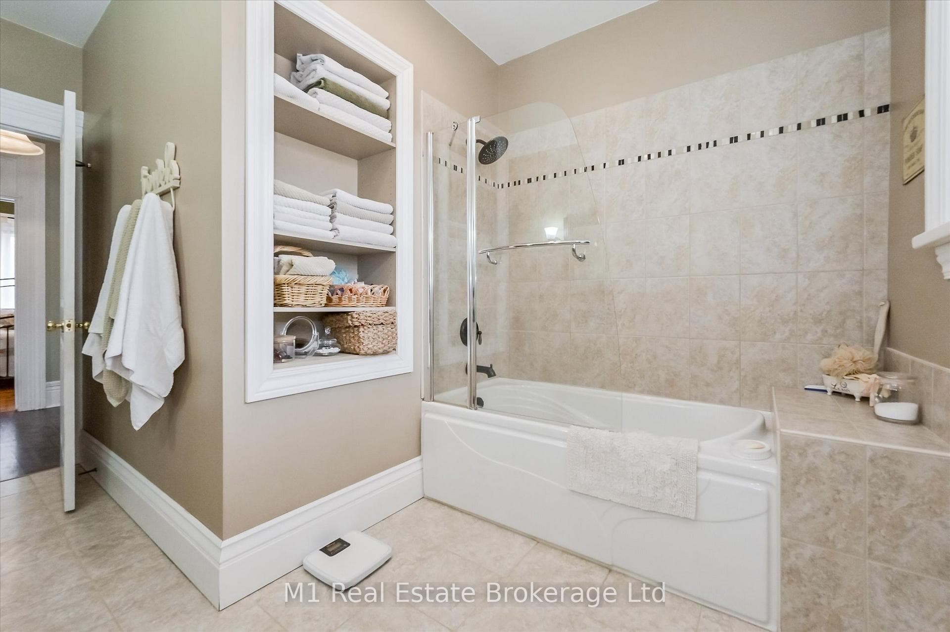 119 John Street photo 20
