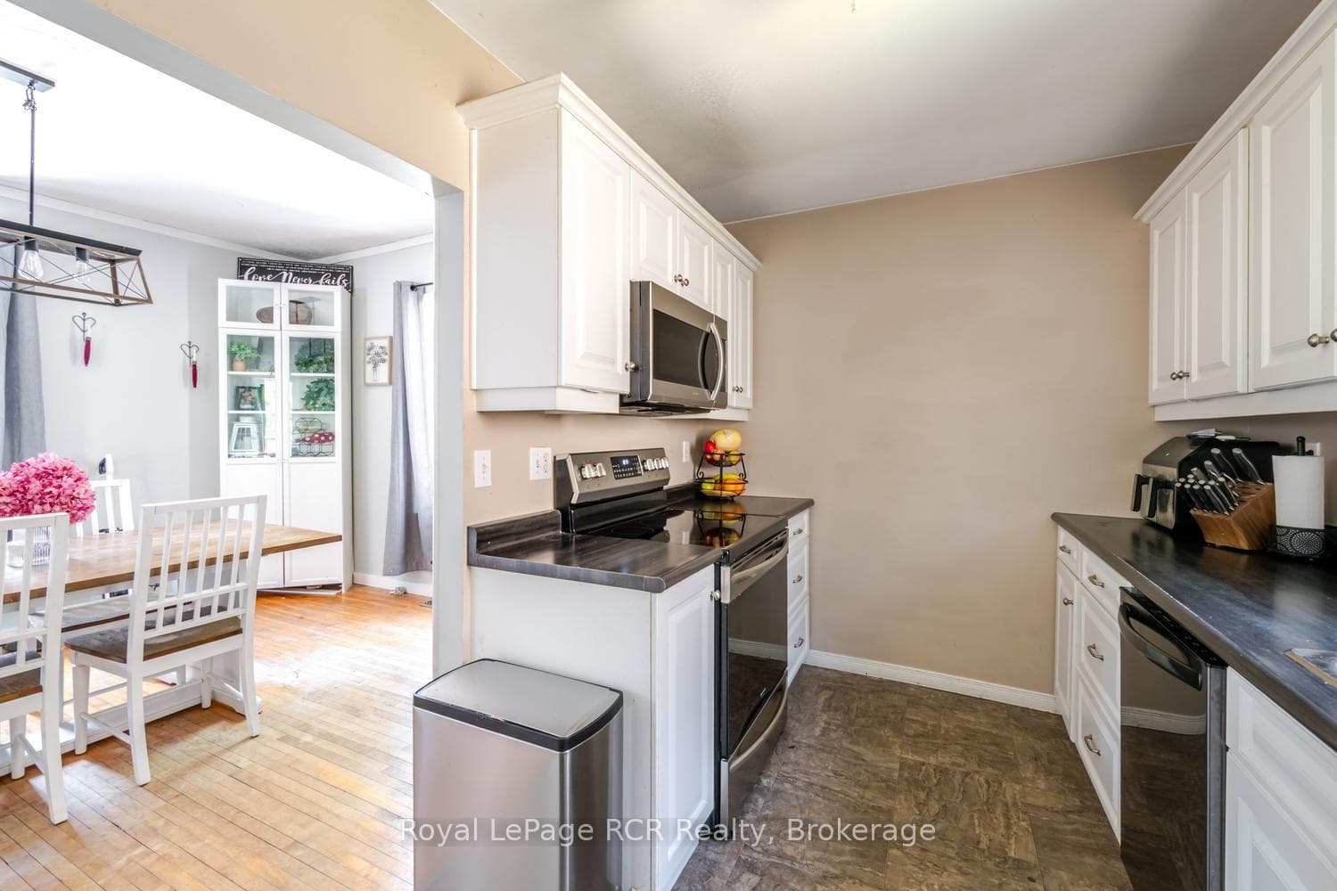 450 Taylor Street photo 13