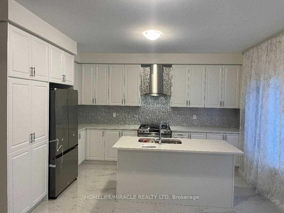 323 Danny Wheeler Boulevard photo 4