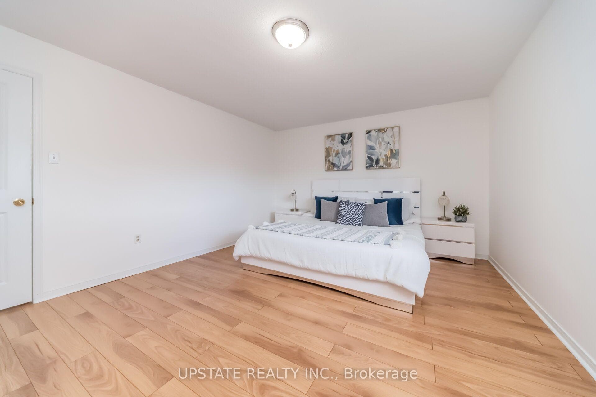 145 Valonia Drive photo 20