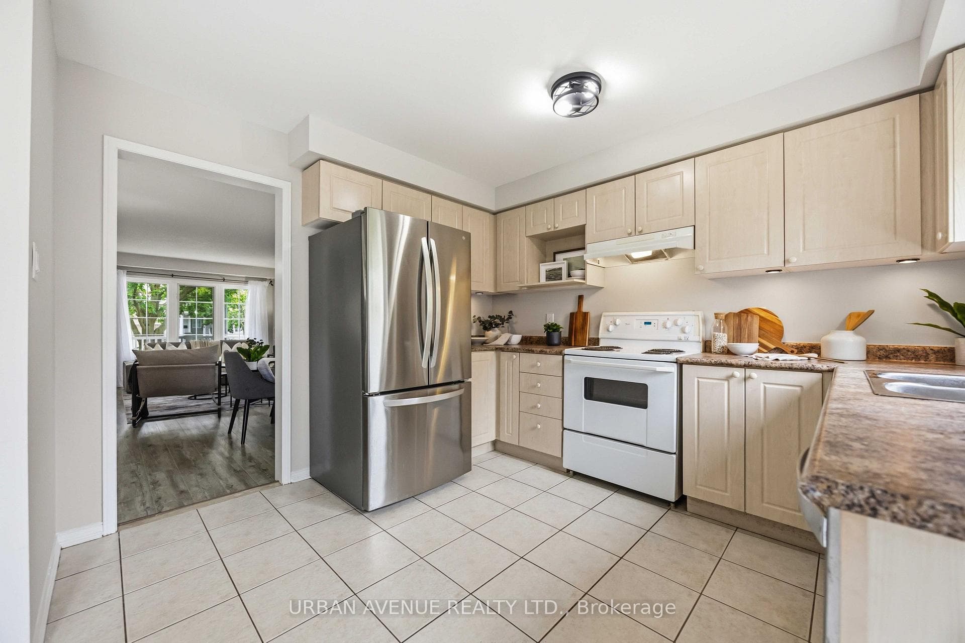 1380 Linstead Street photo 17