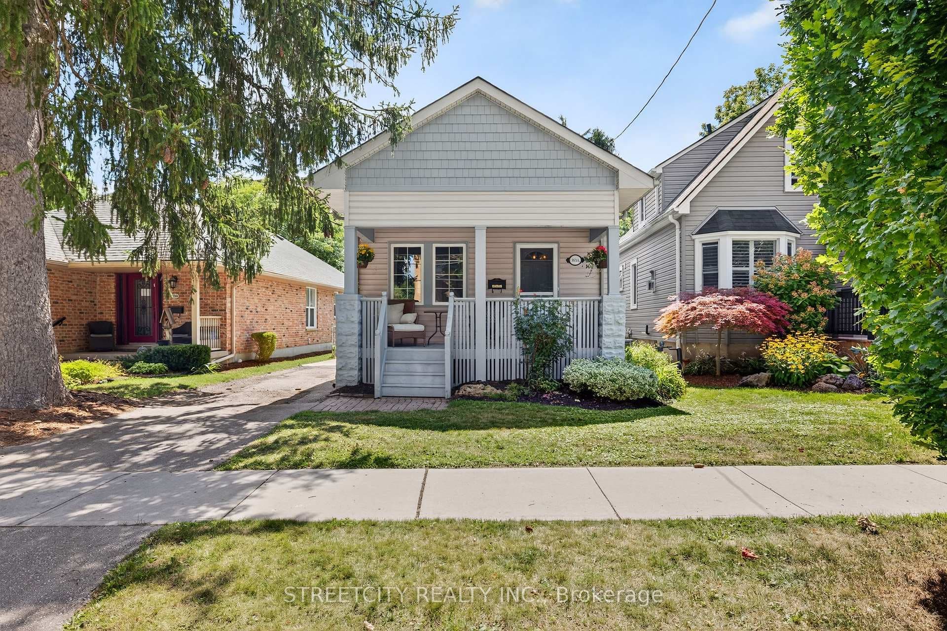 105A Devonshire Avenue photo 2