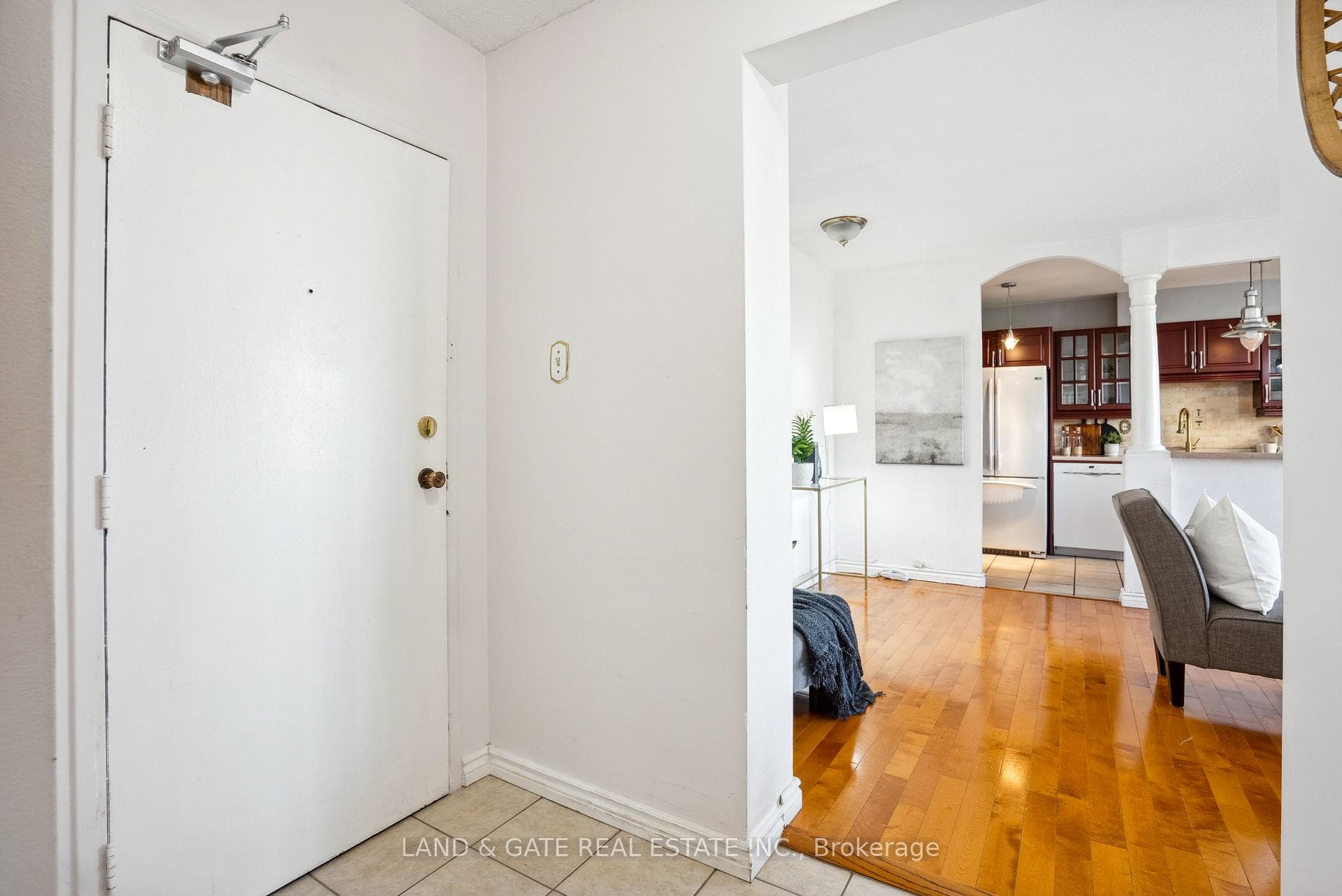 260 Seneca Hill Drive Unit 702 photo 5