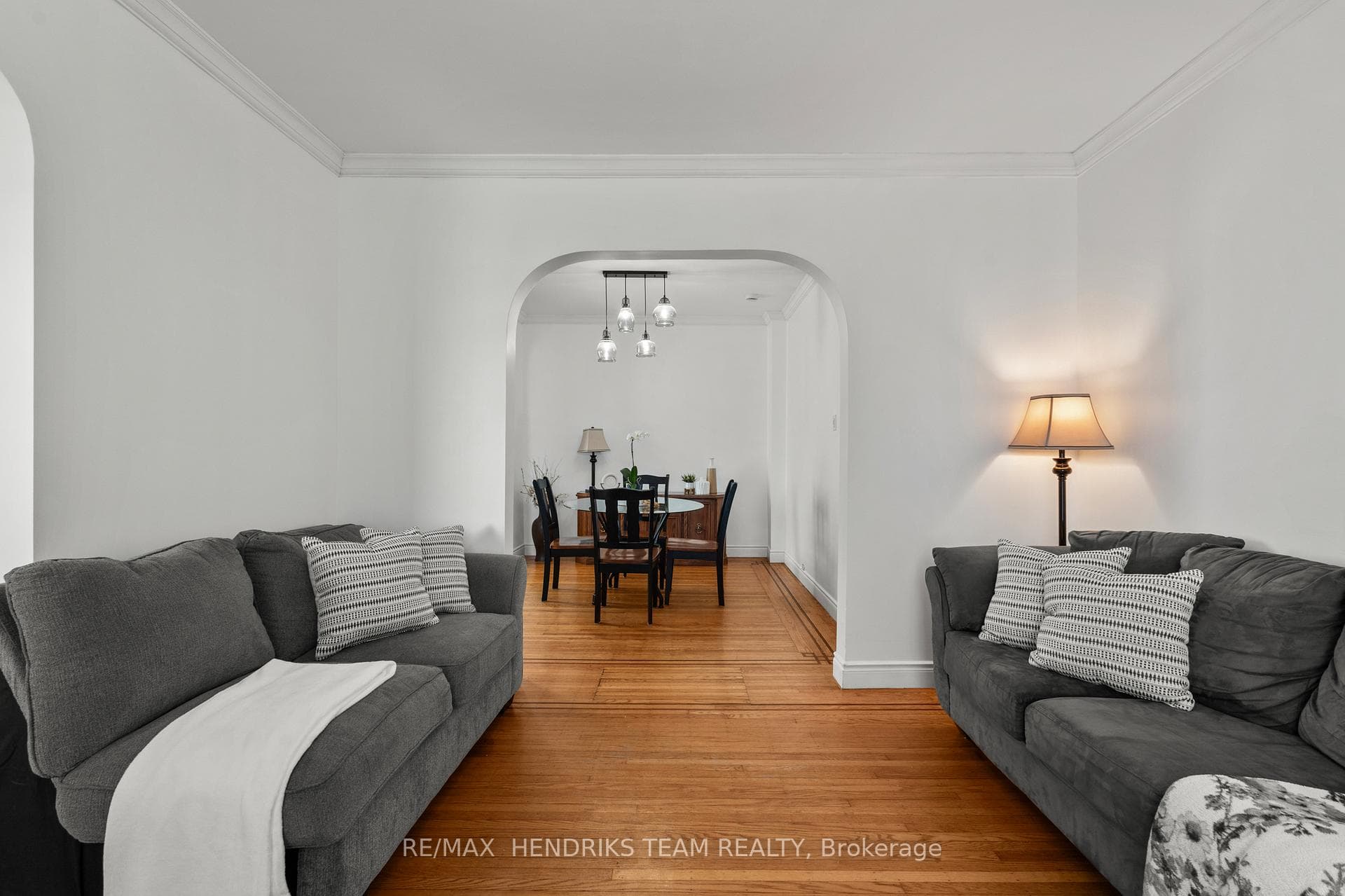 192 Wood Street photo 9