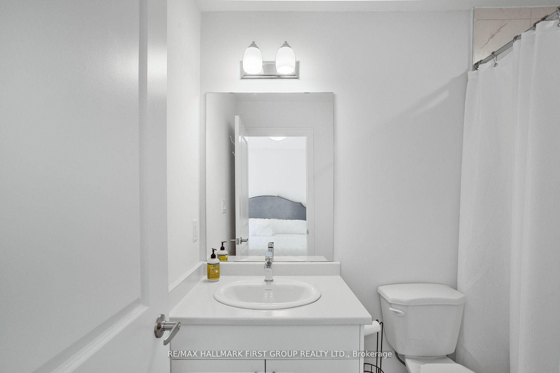 120 Court Drive Unit 28 photo 19