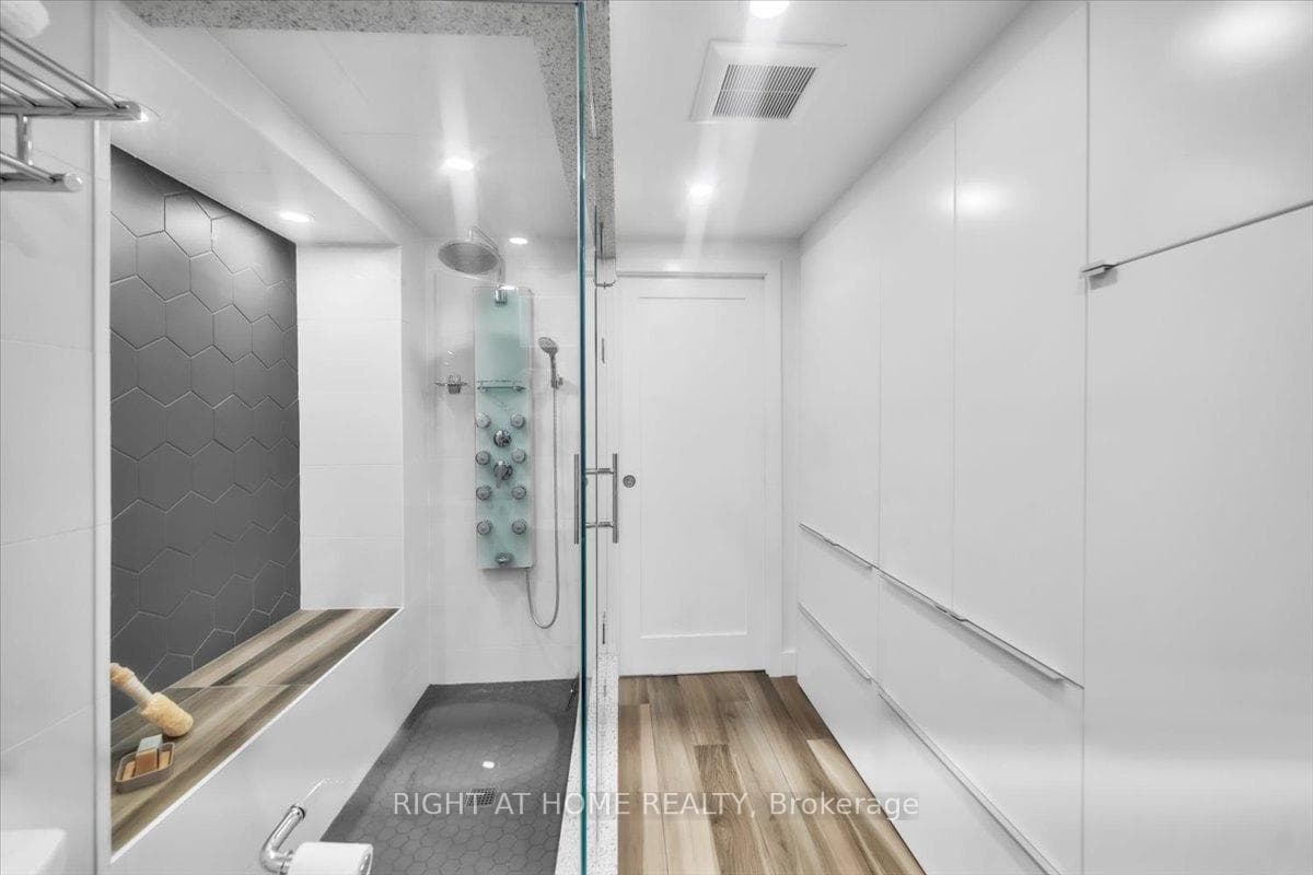 2301 Devon Road photo 21