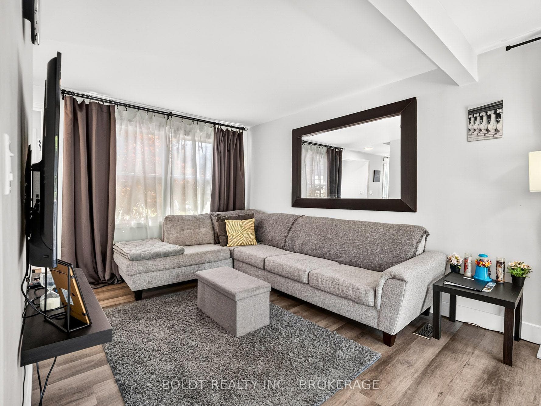 642 PENNER Road photo 13