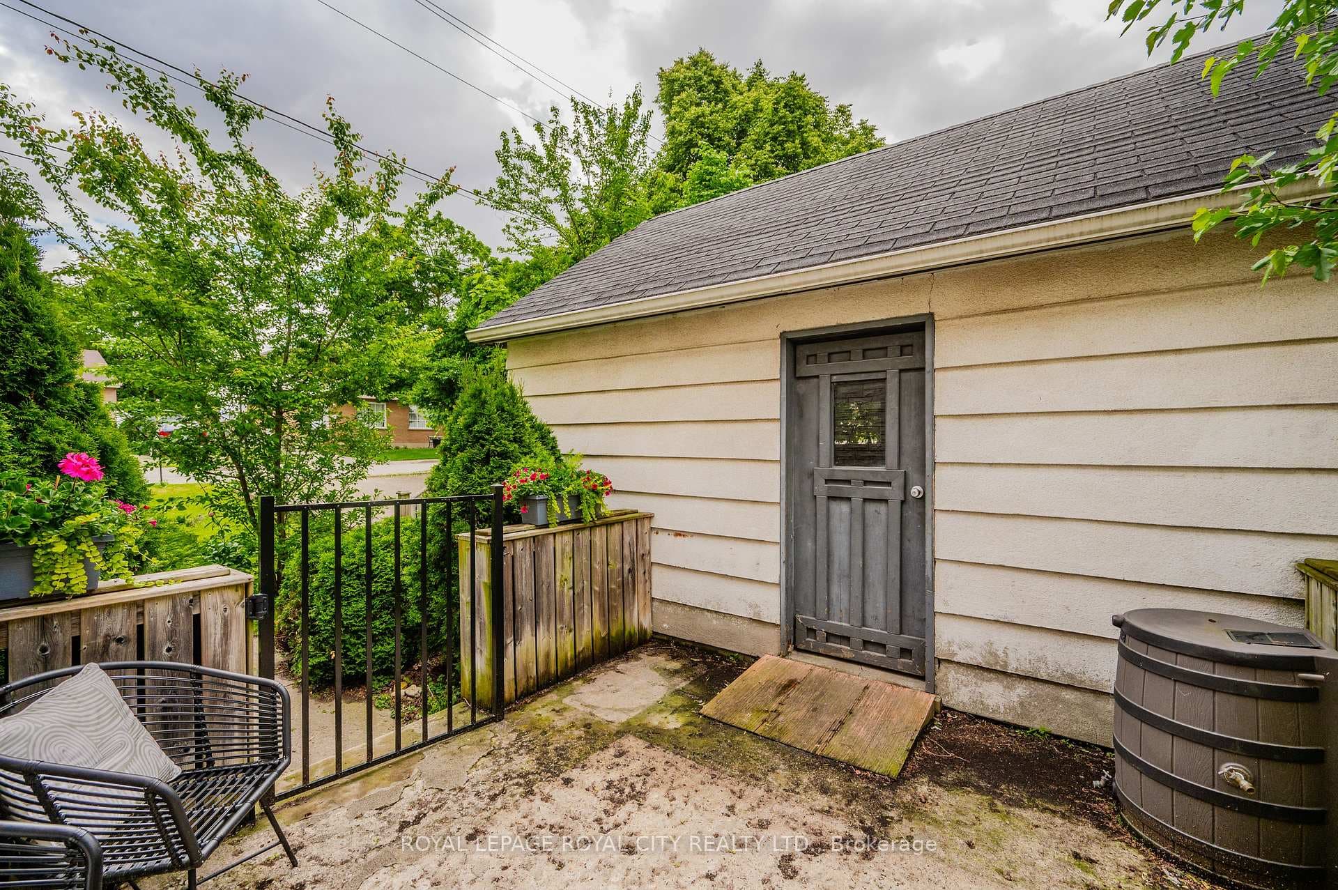 62 Henry Street photo 29