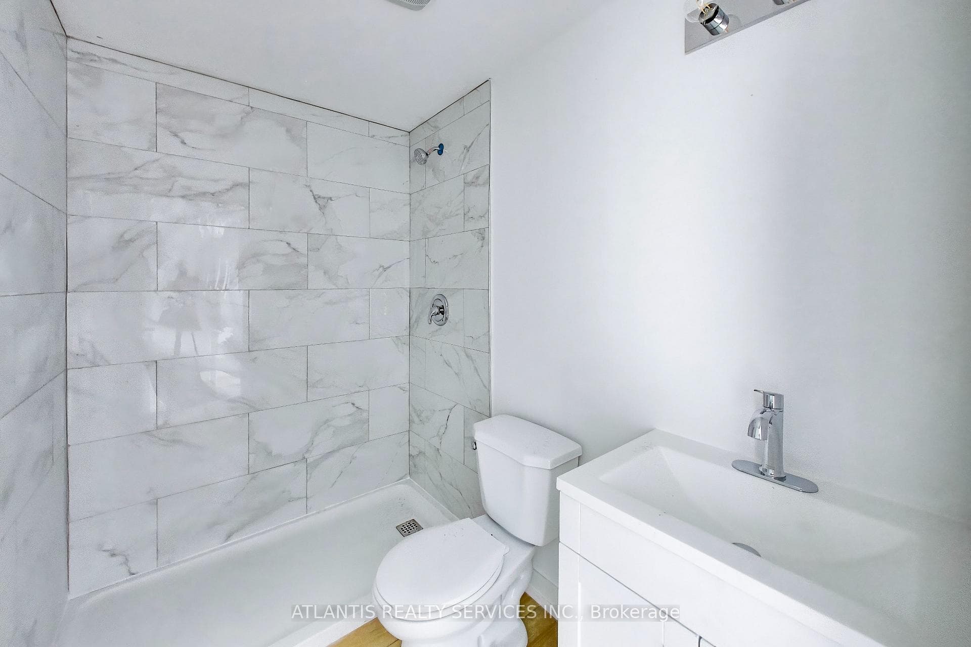 681 Dovercourt Road Unit 1 photo 12