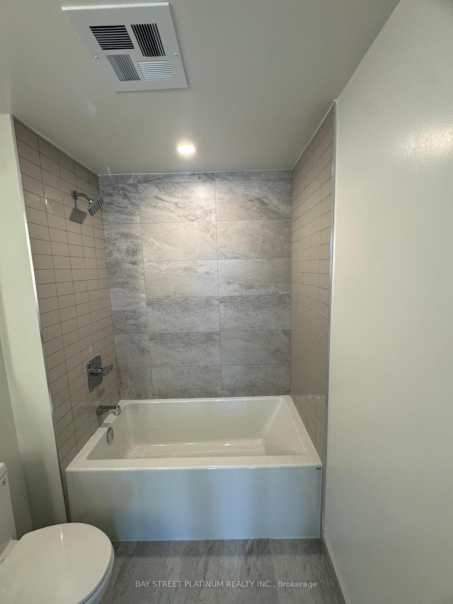 65 CURLEW Drive Unit 200 photo 13
