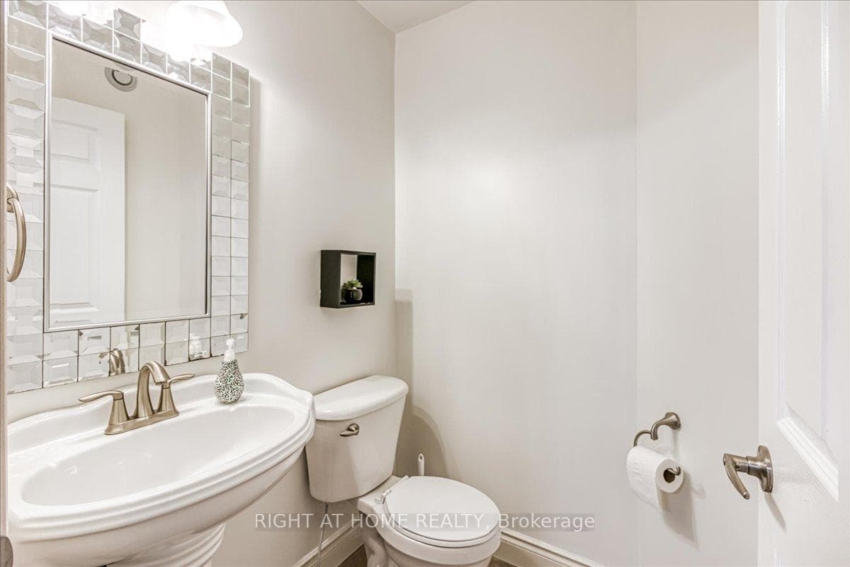 14 Abigail Court photo 13