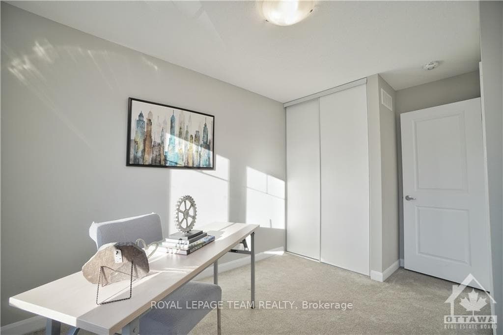 217 GEYSER Place photo 17